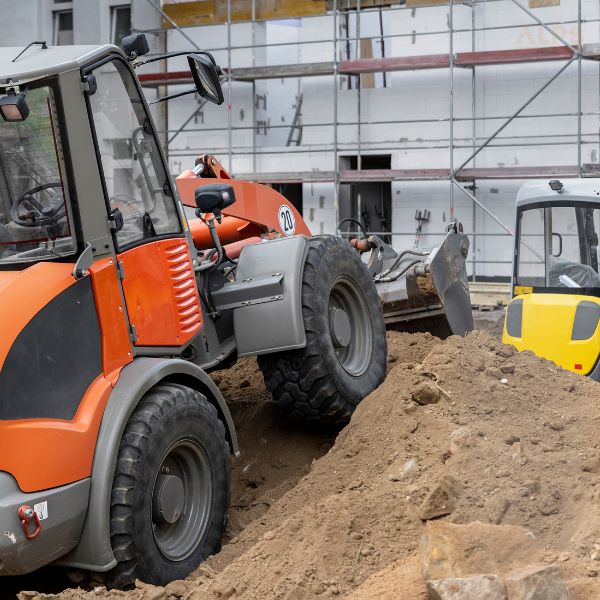 Remoção de Entulhos: Limpeza e Organização no Canteiro de Obras.