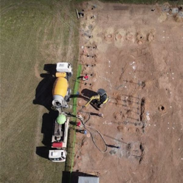 Estacas Escavadas Injetadas para Grandes Projetos de Construção.