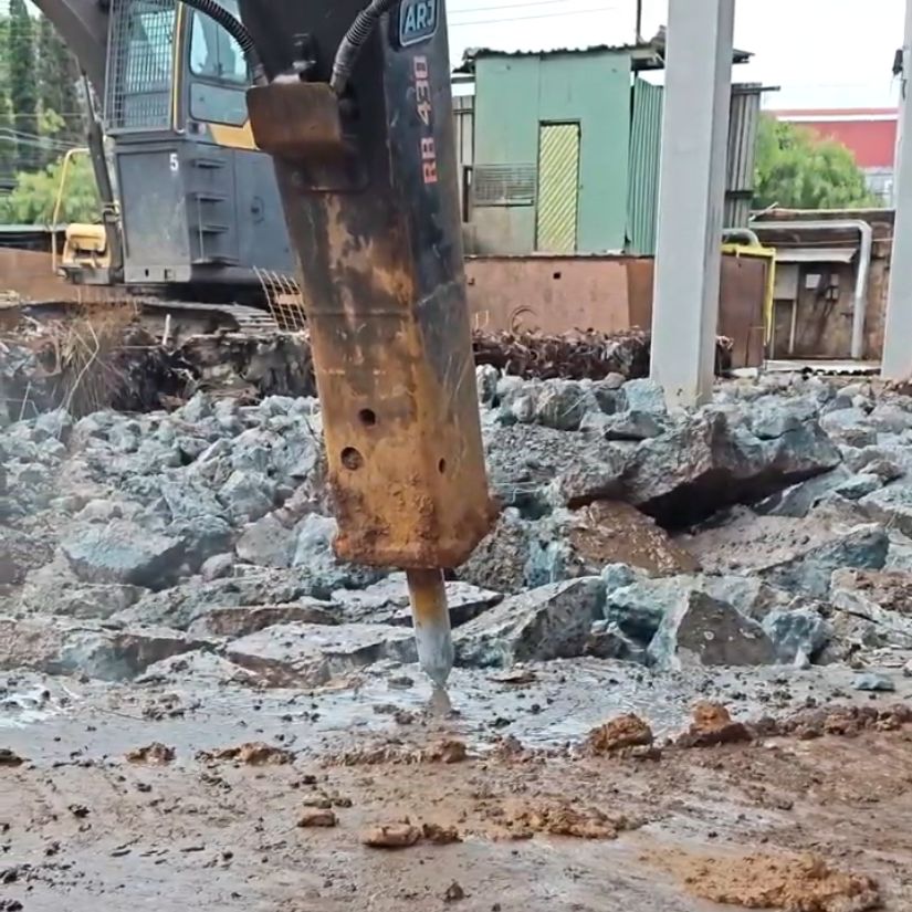 Os Benefícios do uso de Rompedores Hidráulicos na Demolição de Estruturas.