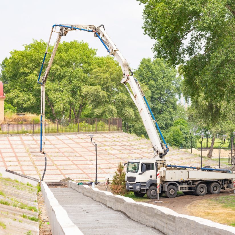 Bombeamento de Concreto em Áreas de Difícil Acesso.