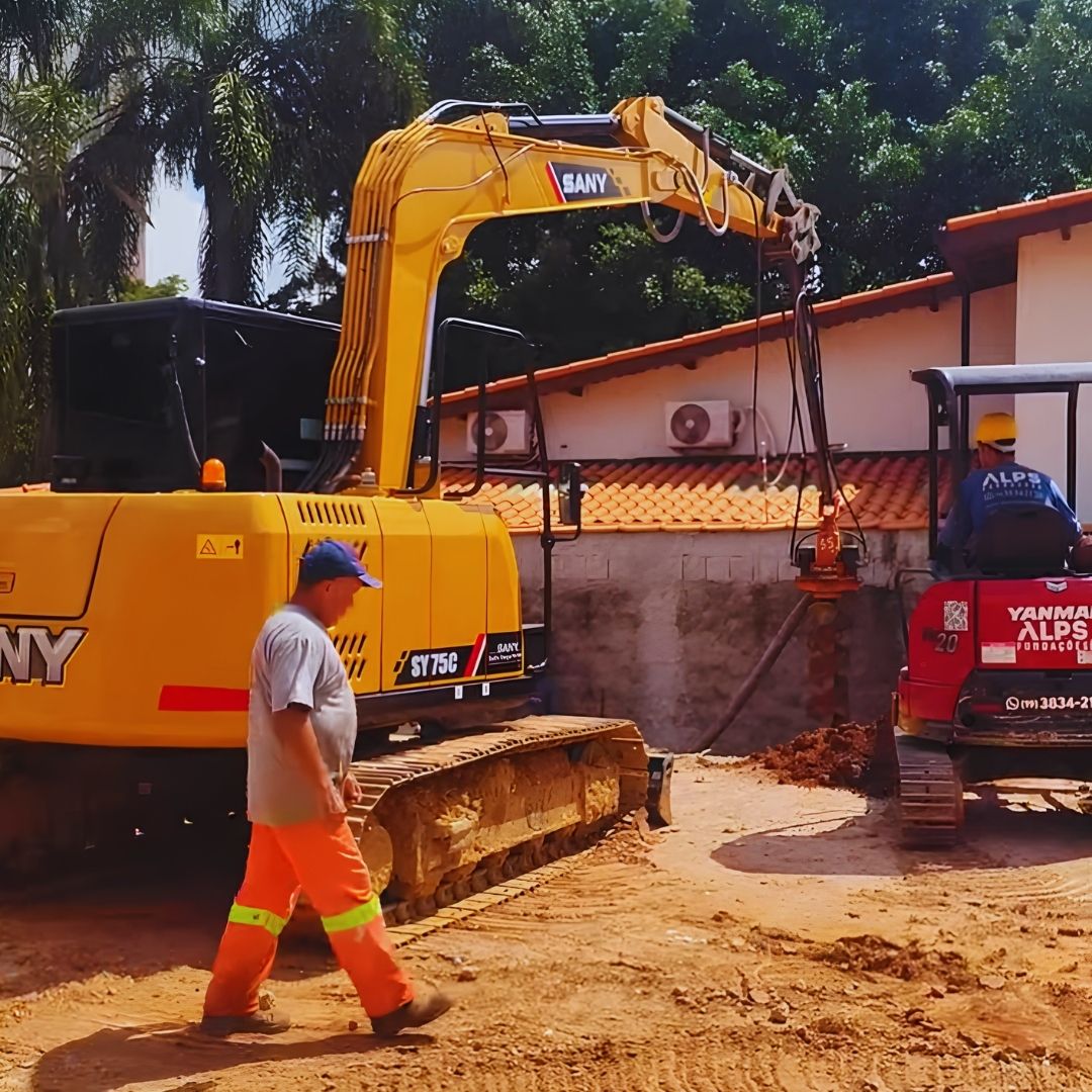 A utilização da mini hélice contínua na engenharia de fundações surge como uma resposta tecnológica inovadora e altamente eficiente para esses problemas contemporâneos.
