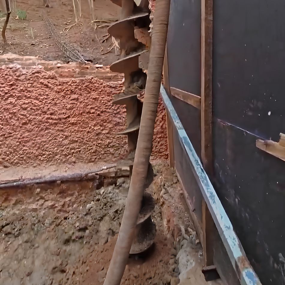 Estacas Mini Hélice na Engenharia de Fundações: Para que Servem e Quando Utilizar.