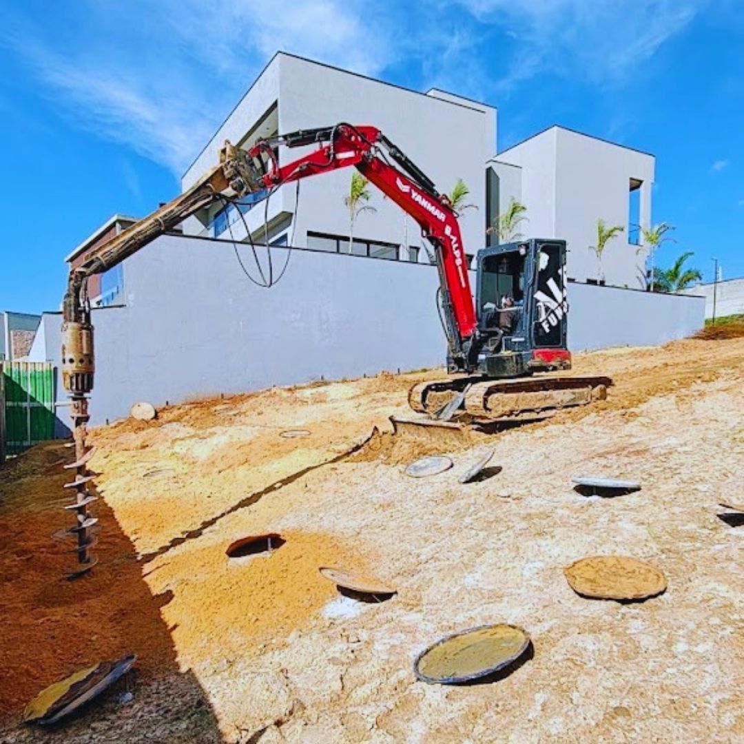 No cenário da engenharia e da construção civil, os muros de divisa e as contenções de terra representam pontos críticos que demandam um planejamento geotécnico impecável.