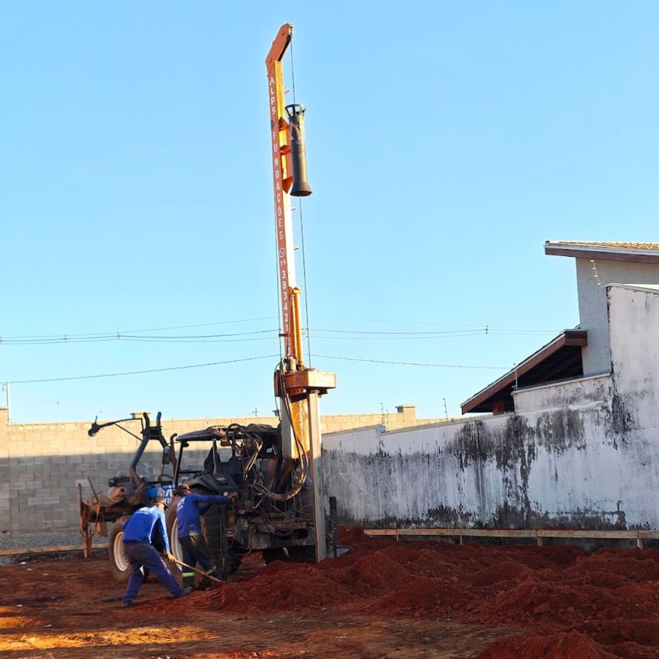 Estacas Escavadas na Engenharia de Fundações: Execução e Tipos.